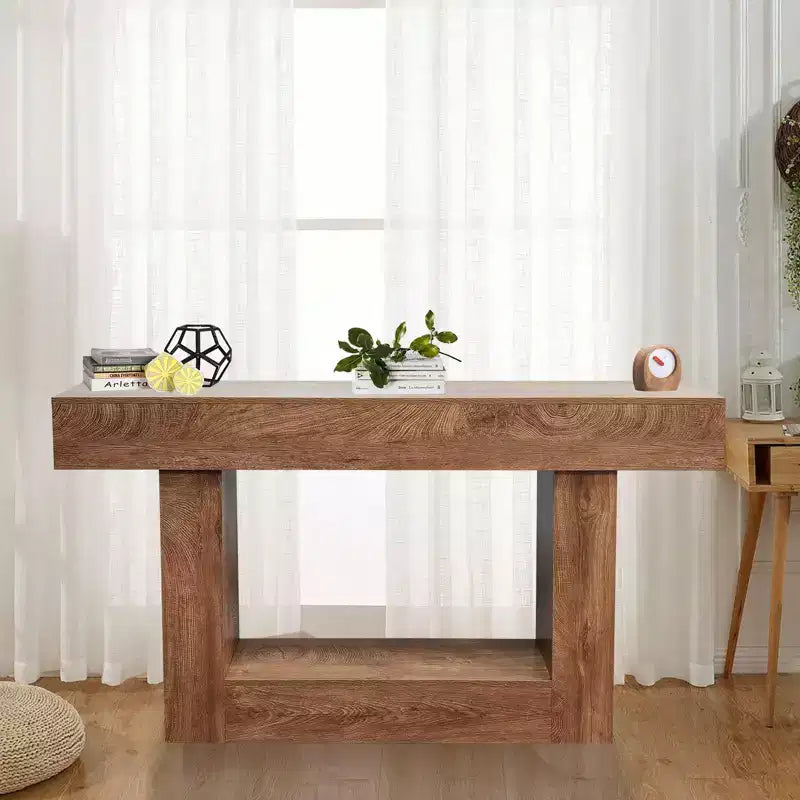 Rechteckiger Sofatisch aus Holz hinter dem Sofa, Konsolentisch für den Eingangsbereich im Landhausstil, rustikales Braun/2 Ebenen