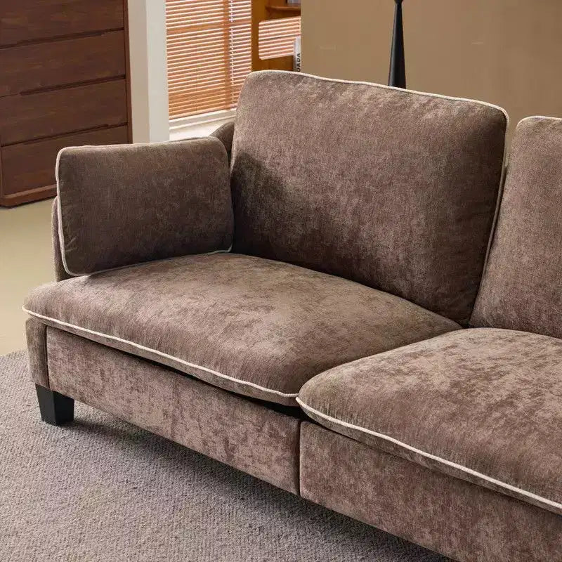 Übergangsstil-Zweisitzersofa mit paspelierten T-Sitzkissen und Leinenmischgewebe
