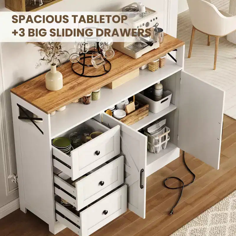 Buffetschrank mit Steckdose, moderne Sideboard im Landhausstil mit Schubladen und Scheunentüren, Stauraum mit verstellbarem Einlegeboden für Küche und Wohnzimmer, Weiß