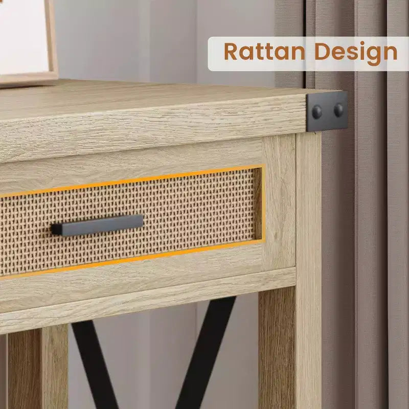 Konsolentisch im Landhausstil, Rattanschubladen und Metallgestell, Sofatisch für Wohnzimmer, Eingangsbereich und Schlafzimmer