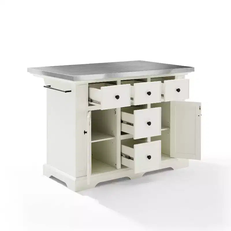 Isla de cocina con superficie de acero inoxidable