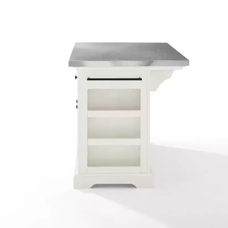 Isla de cocina con superficie de acero inoxidable